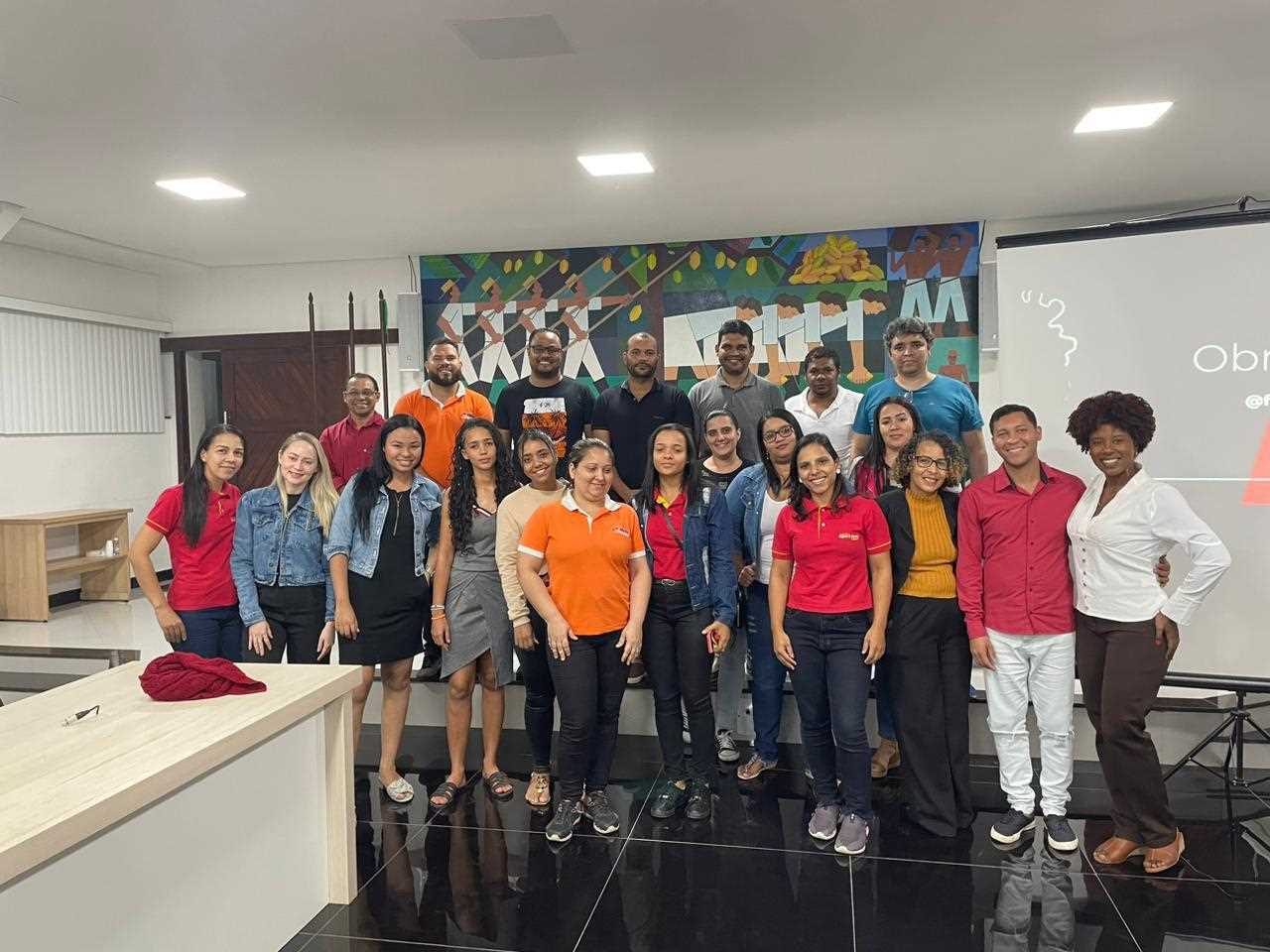 Camacã: Prefeitura de Camacã, SEBRAE e CDL promovem palestra sobre atendimento a clientes em vários temas